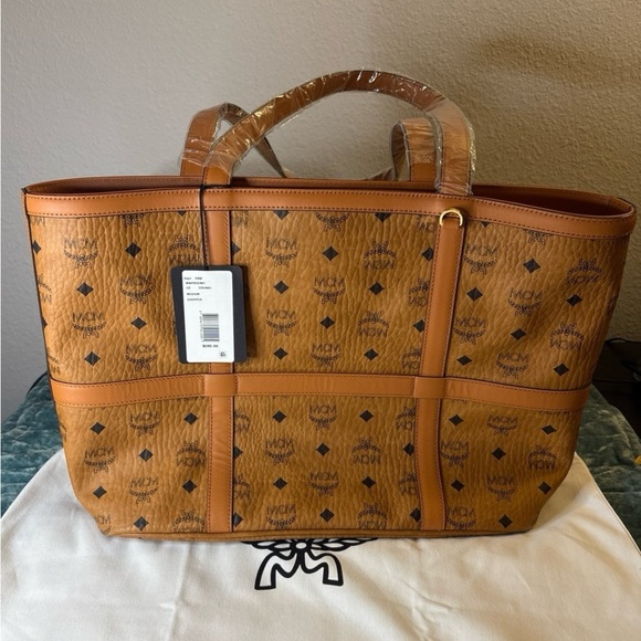 NEW! MCM Cognac Visetos Tote Bag - Picture 1 of 11